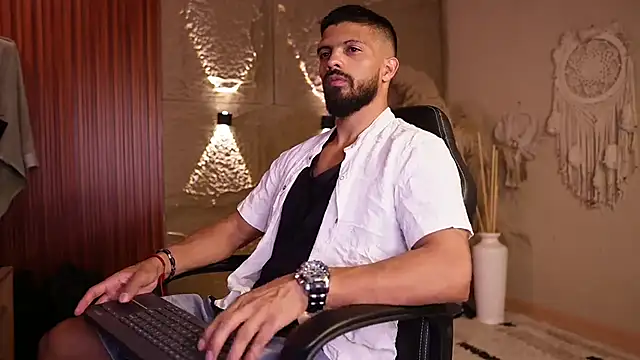 DannSaenz online show from 18, 7, 2026