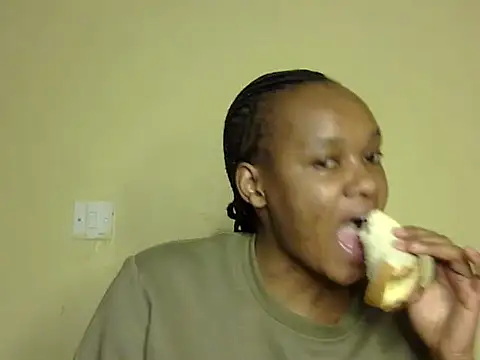 Snapshot of Jay_Vee chatting on 21, 7, 2026 Jay Vee online show from 21, 7, 2026