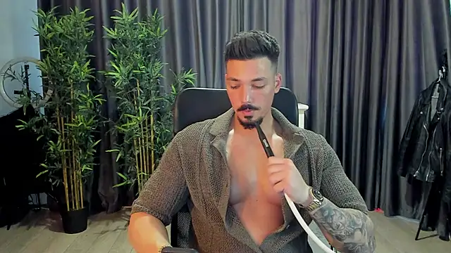 HaydenSpearss online show from 12, 2, 2025