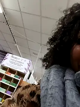 Snapshot of Laanegraofficial_ chatting on 2, 1, 2025 Laanegraofficial online show from 2, 1, 2025