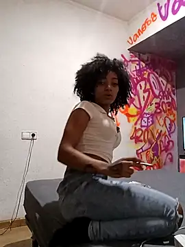 Snapshot of Laanegraofficial_ chatting on 15, 2, 2025 Laanegraofficial online show from 15, 2, 2025