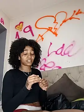 Snapshot of Laanegraofficial_ chatting on 15, 3, 2025 Laanegraofficial online show from 15, 3, 2025