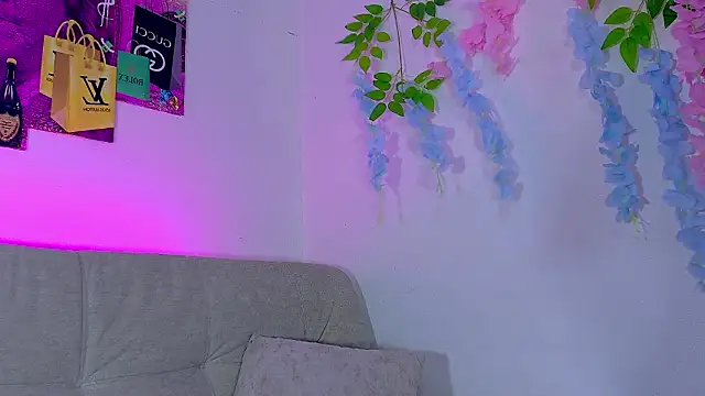 Snapshot of anahidolls chatting on 3, 3, 2026 anahidolls online show from 3, 3, 2026