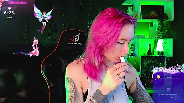  HelenCarter online show from 2, 2, 2025