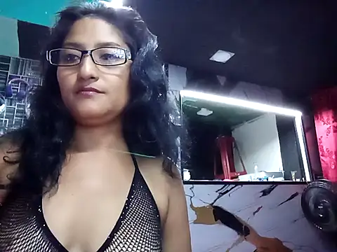 AdelinaMiran90 online show from 17, 10, 2025