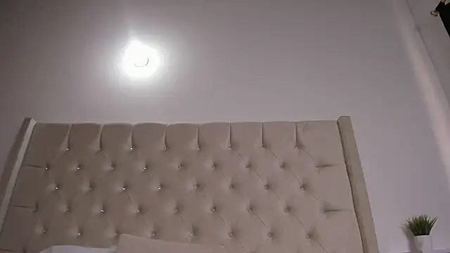 Snapshot of Eloisa_cleavage_ chatting on 25, 2, 2025 Eloisa cleavage online show from 25, 2, 2025