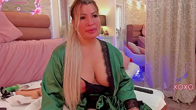 ArianaCroft online show from 6, 5, 2026