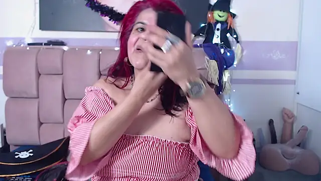 RoxetteMature online show from 28, 10, 2025