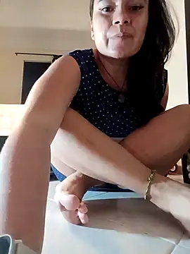 carlajames  online show from 7, 10, 2025