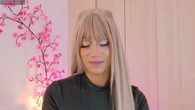 VictoriaRoss1 online show from 6, 5, 2026