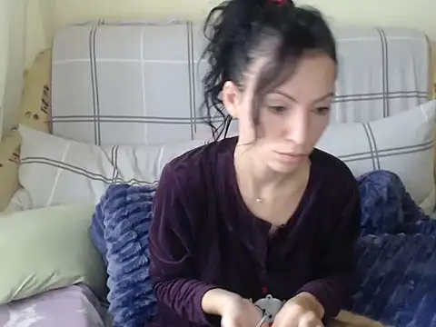 Snapshot of Emmatoo chatting on 12, 11, 2025 Emmatoo online show from 12, 11, 2025