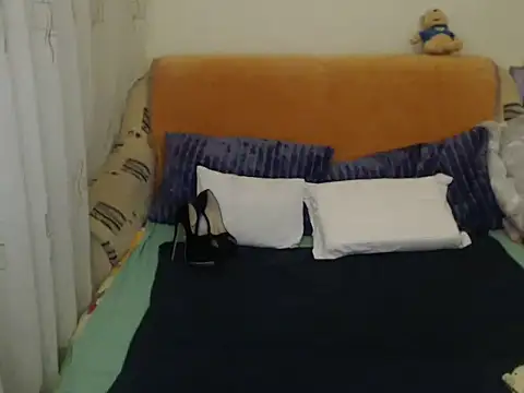 Snapshot of Emmatoo chatting on 2, 12, 2025 Emmatoo online show from 2, 12, 2025