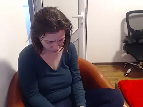 Snapshot of Emmatoo chatting on 10, 3, 2026 Emmatoo online show from 10, 3, 2026