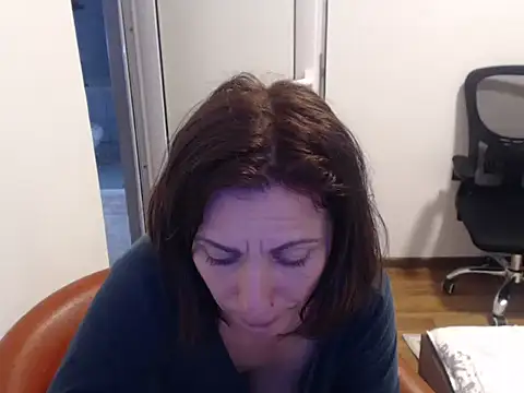 Snapshot of Emmatoo chatting on 22, 3, 2026 Emmatoo online show from 22, 3, 2026