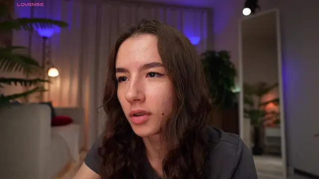 Amely Young online show from 9, 7, 2026