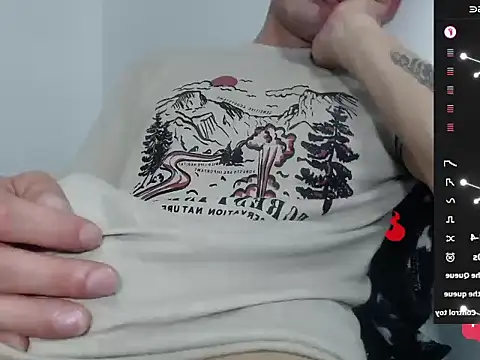 Snapshot of trebollhht chatting on 5, 1, 2025 trebollhht online show from 5, 1, 2025