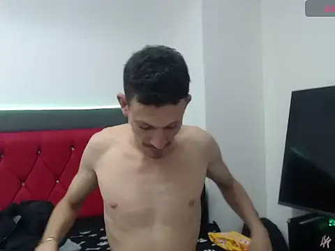 Snapshot of trebollhht chatting on 8, 1, 2025 trebollhht online show from 8, 1, 2025