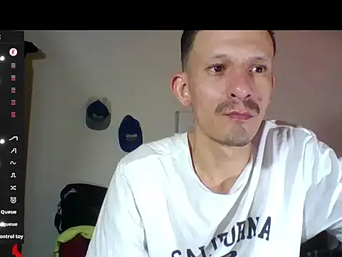 Snapshot of trebollhht chatting on 2, 2, 2025 trebollhht online show from 2, 2, 2025