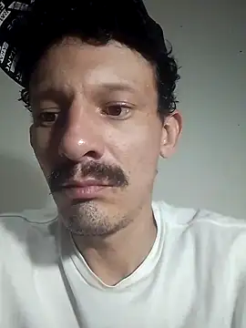 Snapshot of trebollhht chatting on 11, 9, 2025 trebollhht online show from 11, 9, 2025