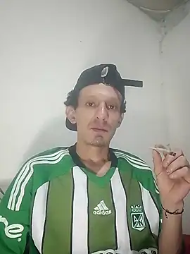 Snapshot of trebollhht chatting on 13, 9, 2025 trebollhht online show from 13, 9, 2025