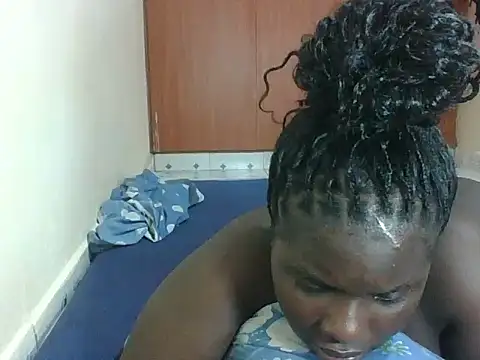 hotebbbyy online show from 5, 3, 2026