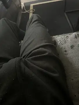 Big-dick 1 online show from 2, 3, 2026