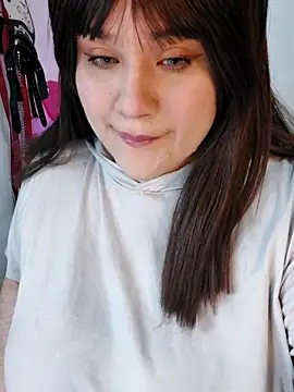 ItsNaiixa online show from 1, 11, 2025