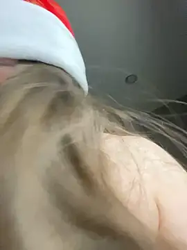 Snapshot of your_toxic_cum chatting on 2, 1, 2025 your toxic cum online show from 2, 1, 2025