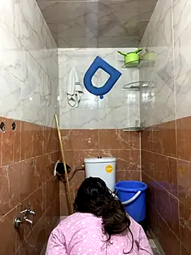 Snapshot of Marewa12 chatting on 15, 11, 2025 Marewa12 online show from 15, 11, 2025