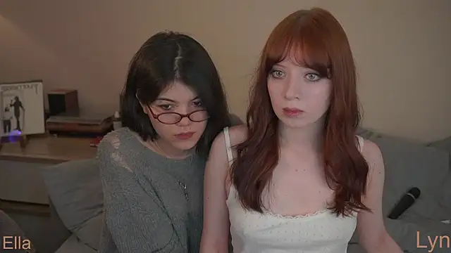 Snapshot of the_cure___ chatting on 2, 3, 2025 the cure online show from 2, 3, 2025