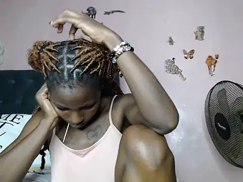 TrishaKalid online show from 17, 3, 2025