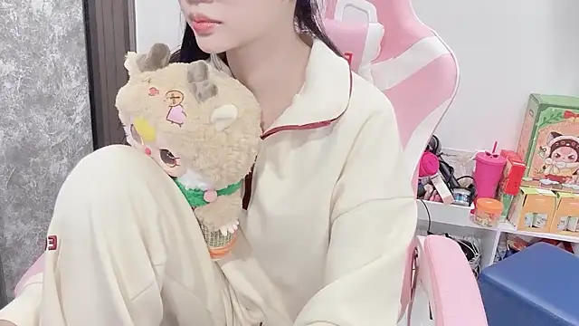 Snapshot of Virgo_686 chatting on 25, 12, 2024 Virgo 686 online show from 25, 12, 2024