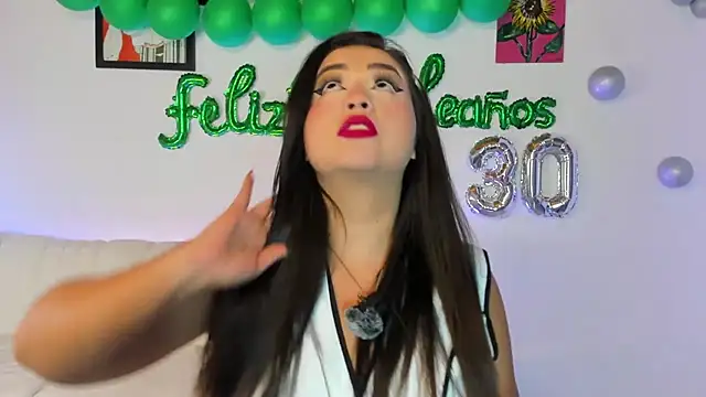 LiahDiaz online show from 24, 11, 2025