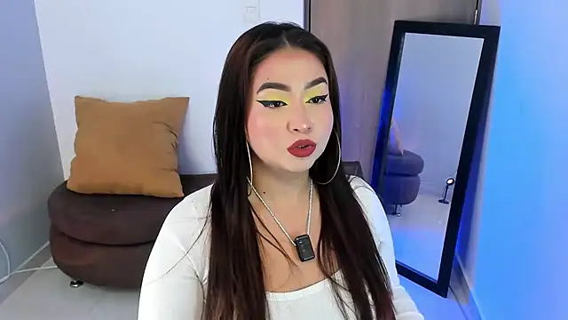 Snapshot of LiahDiaz chatting on 30, 4, 2026 LiahDiaz online show from 30, 4, 2026