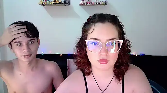 Snapshot of AndrewAnndCherry chatting on 12, 12, 2024 AndrewAnndCherry online show from 12, 12, 2024