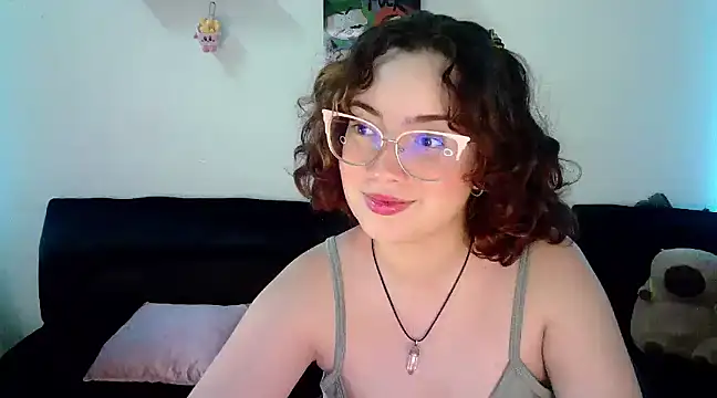 Snapshot of AndrewAnndCherry chatting on 11, 1, 2025 AndrewAnndCherry online show from 11, 1, 2025