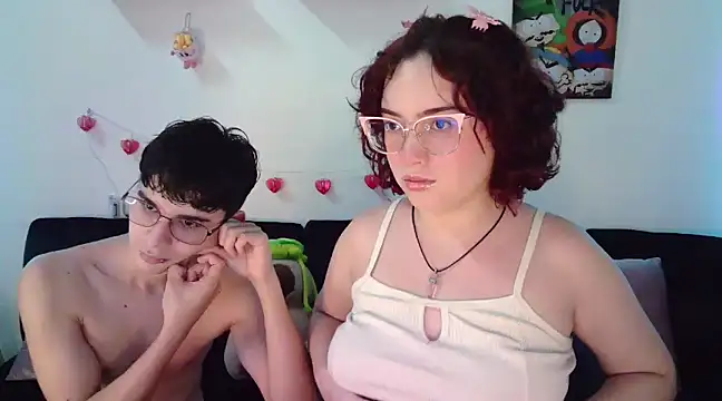 Snapshot of AndrewAnndCherry chatting on 7, 2, 2025 AndrewAnndCherry online show from 7, 2, 2025