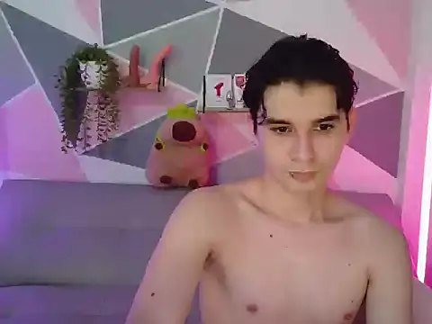 Snapshot of AndrewAnndCherry chatting on 23, 9, 2025 AndrewAnndCherry online show from 23, 9, 2025