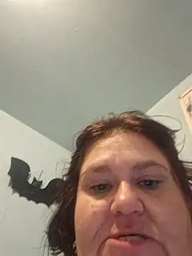 Snapshot of mcv131985 chatting on 3, 12, 2024 mcv131985 online show from 3, 12, 2024