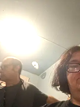 Snapshot of mcv131985 chatting on 28, 12, 2024 mcv131985 online show from 28, 12, 2024