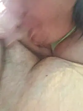 Snapshot of mcv131985 chatting on 6, 1, 2025 mcv131985 online show from 6, 1, 2025