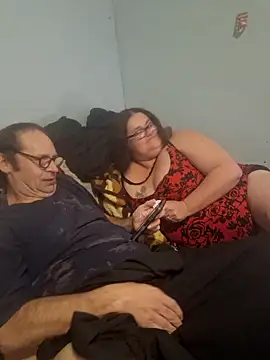 Snapshot of mcv131985 chatting on 12, 1, 2025 mcv131985 online show from 12, 1, 2025