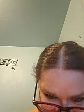 Snapshot of mcv131985 chatting on 27, 1, 2025 mcv131985 online show from 27, 1, 2025