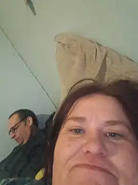 Snapshot of mcv131985 chatting on 5, 2, 2025 mcv131985 online show from 5, 2, 2025