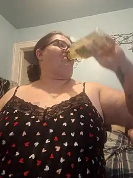 Snapshot of mcv131985 chatting on 27, 2, 2025 mcv131985 online show from 27, 2, 2025