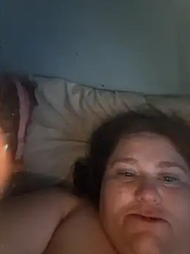 Snapshot of mcv131985 chatting on 1, 3, 2025 mcv131985 online show from 1, 3, 2025