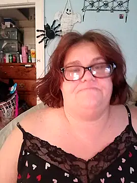 Snapshot of mcv131985 chatting on 28, 9, 2025 mcv131985 online show from 28, 9, 2025