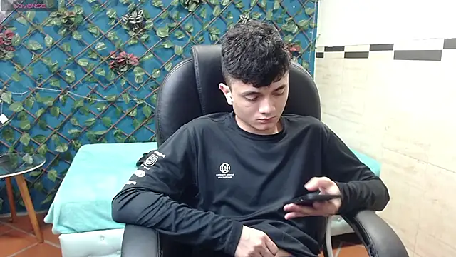 Waturox online show from 1, 3, 2025