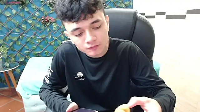 Waturox online show from 4, 3, 2025