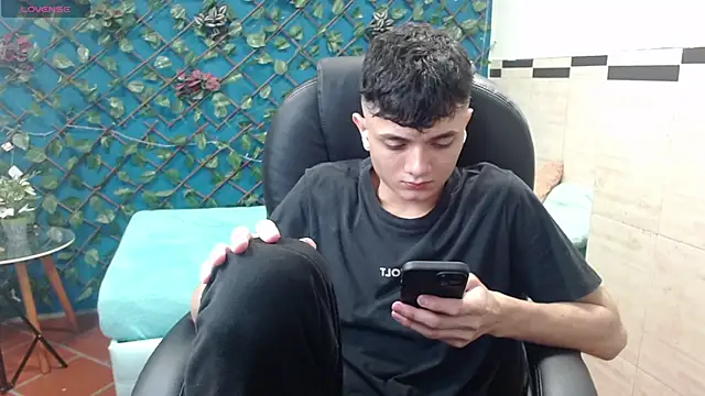 Waturox online show from 8, 3, 2025